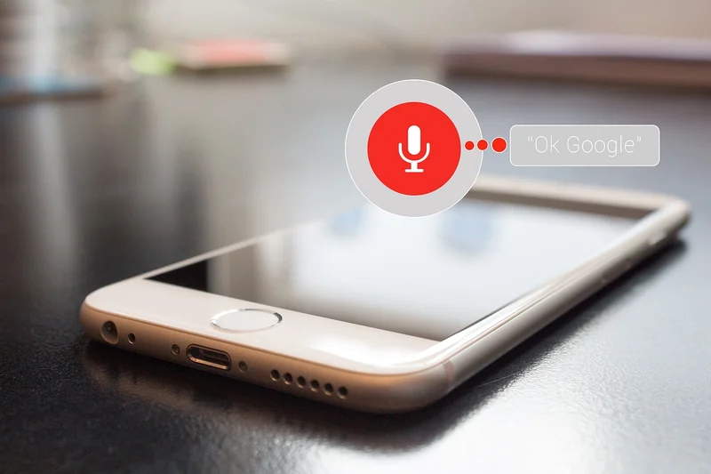 Méthode 3 : commandes vocales et périphériques Bluetooth
