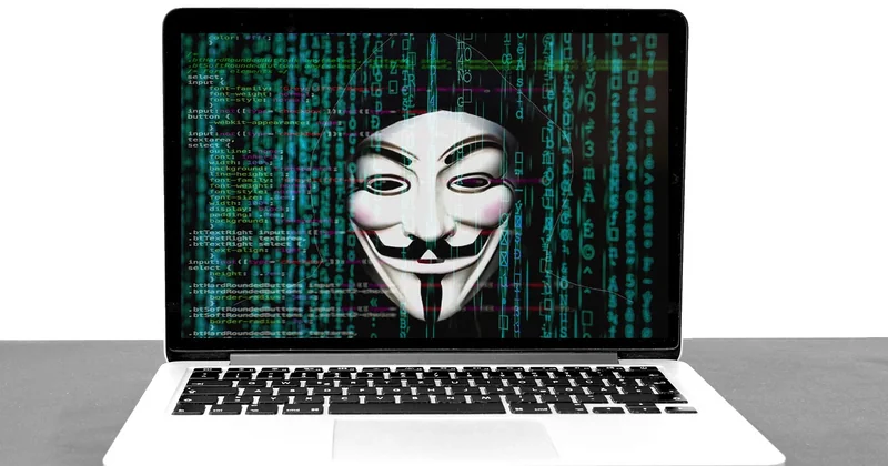 Clones, miroirs et phishing : le vrai danger n'est pas là où on croit